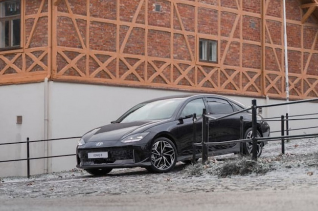 industry news, government, hyundai to only sell evs in norway starting next week
