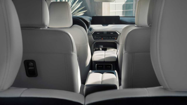 2024 Mazda CX-90 Third-Row Seat