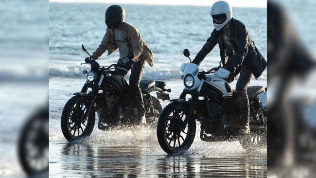 Honda Unveils The Retro-Style CL300 Scrambler For The Chinese Market