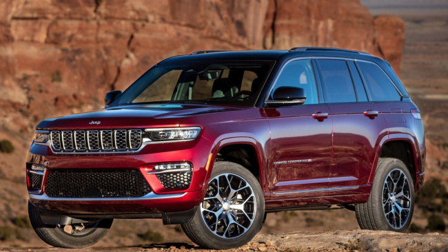 news, off-road, american, muscle, newsletter, handpicked, sports, classic, client, modern classic, europe, features, luxury, trucks, celebrity, exotic, asian, tuner, 2023 jeep grand cherokee drops the hemi v8