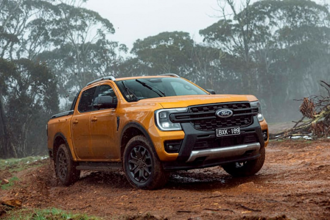 vfacts december 2022: ford ranger wins december as toyota hilux takes 2022 crown