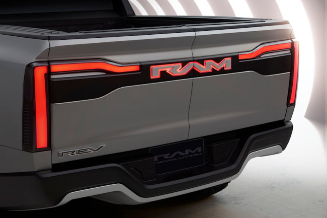 trucks, reveal, off-road, luxury, 2024 ram 1500 ev revolution concept is the smartest electric truck ever made
