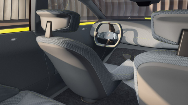 bmw unveils ‘colour-changing’ i vision dee concept car