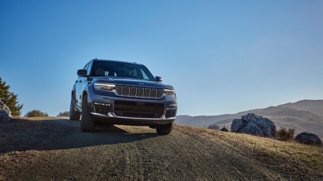 jeep has unveiled its grandest grand cherokee yet