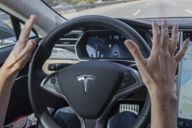 government, electric vehicles, the feds' probe into tesla autopilot crashes is proceeding quickly