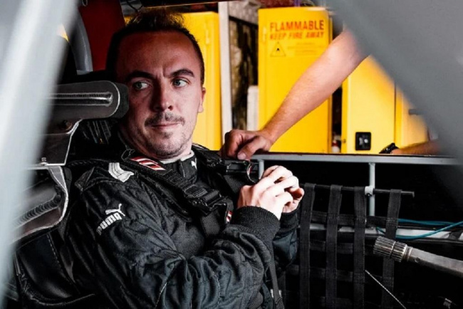 car news, carpool, celebrity, malcolm in the middle star frankie muniz gets full-time racing gig in the us