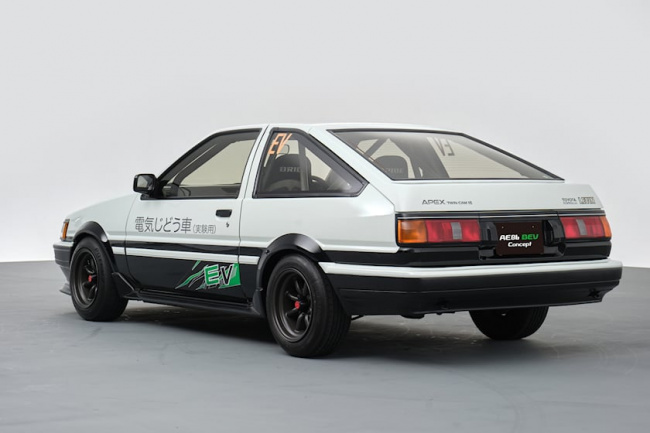 tuning, tokyo auto salon, electric vehicles, toyota reveals two ae86 concepts with hydrogen combustion and electric power