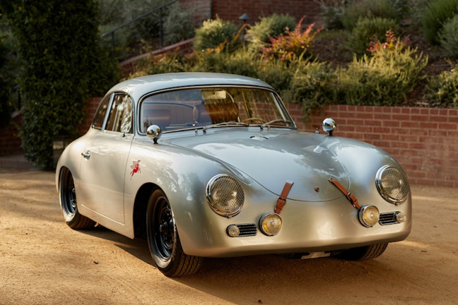 video, sports cars, luxury, the porsche crest: a history