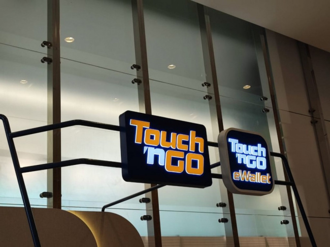 autos news, touch ‘n go unveils visa card tied to ewallet, but it can’t be used to pay for tolls