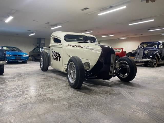 handpicked, trucks, american, news, muscle, newsletter, sports, classic, client, modern classic, europe, features, luxury, celebrity, off-road, exotic, asian, british, this ford truck holds land speed records and it is selling at carlisle auctions lakeland