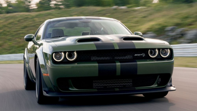 features, muscle, american, news, newsletter, handpicked, sports, classic, client, modern classic, europe, luxury, trucks, celebrity, off-road, exotic, asian, more race track closings, reckless drivers are crashing everywhere, and the challenger is still king