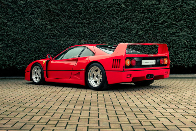 supercars, formula one, for sale, mercedes-amg f1 boss toto wolff is selling his immaculate ferrari f40