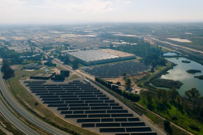 technology, industry news, ford introduces solar power to major manufacturing plant