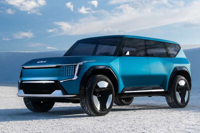 industry news, kia dealers worried inflation reduction act will kill ev9 sales