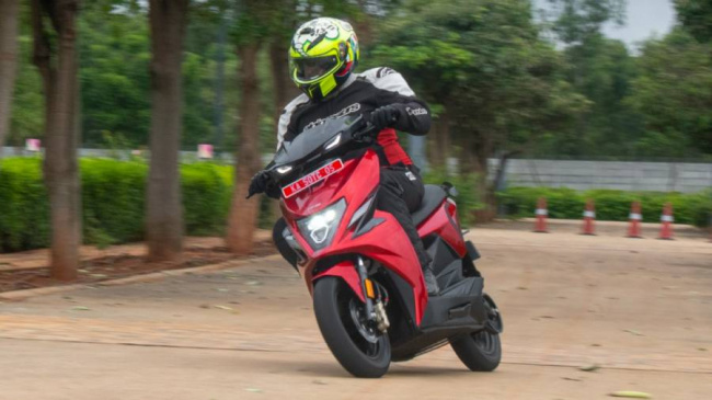 simple energy, simple one, electric scooter, ather 450x gen 3, bangalore, bengaluru, start-up, ev, ather energy, , overdrive, simple energy one first ride review - a prospect of promise