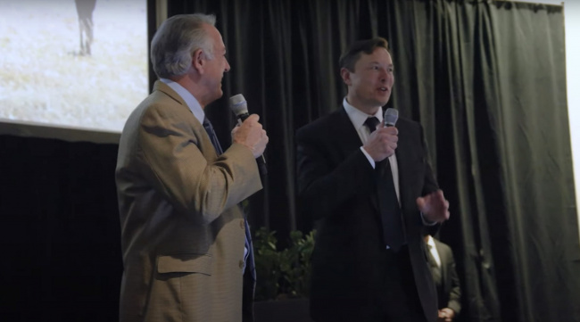 Elon Musk corrects NV governor, says he gets “way too much credit” for Tesla’s success