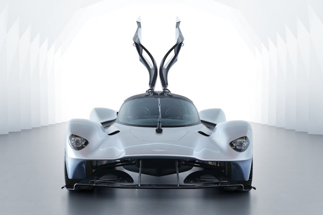 supercars, sports cars, aston martin valkyrie owners have to rebuild their transmissions every 31,000 miles