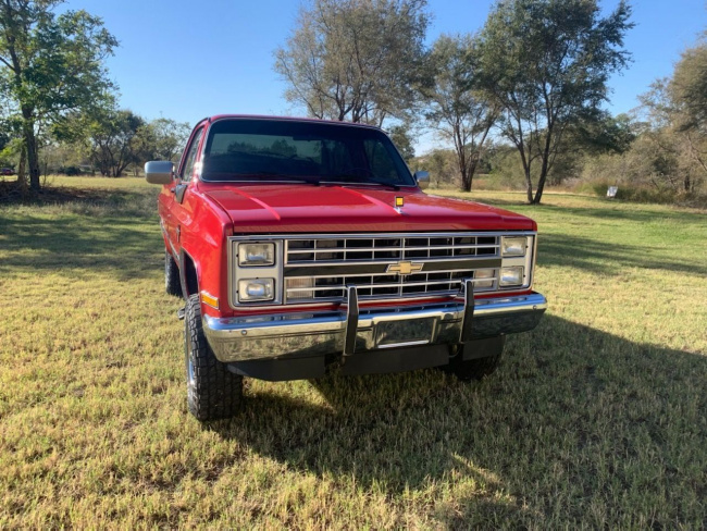 american, news, muscle, newsletter, handpicked, sports, classic, client, modern classic, europe, features, luxury, trucks, celebrity, off-road, exotic, asian, maple brothers offering two great pickups at their okc auction next month