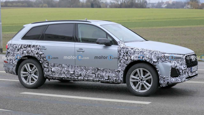audi q7 spied hiding second facelift bringing new lights front and rear
