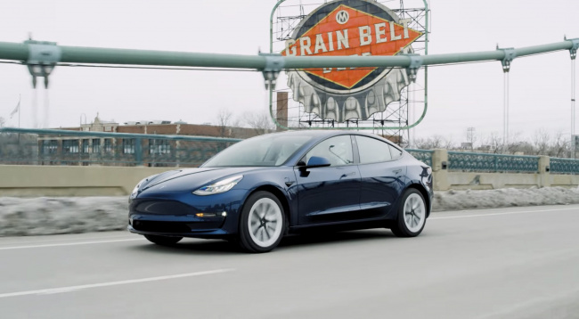 Tesla price cuts push used EV prices to new lows