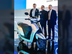 greaves cotton, electric cargo vehicles, auto expo 2023, auto expo, greaves cotton unveils e-scooter, electric cargo vehicles