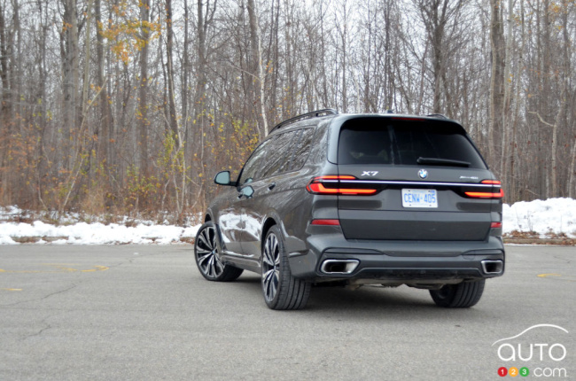 2023 bmw x7 review: one of the nimblest behemoths on the market