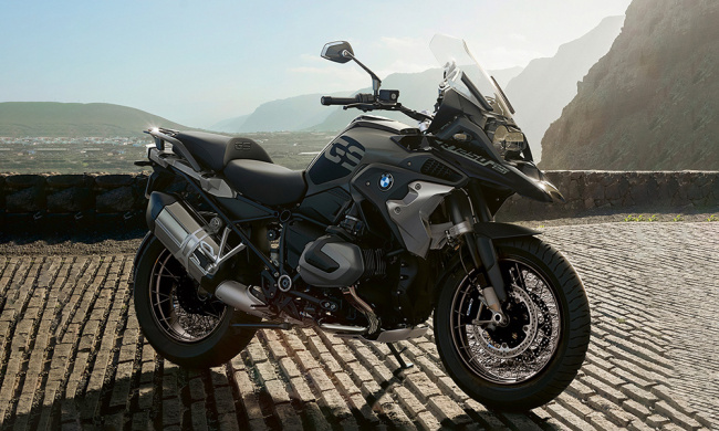 bmw motorrad wants your last year’s bonus with these great deals