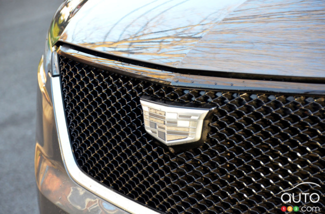2022 cadillac xt6 review: a more serious suv