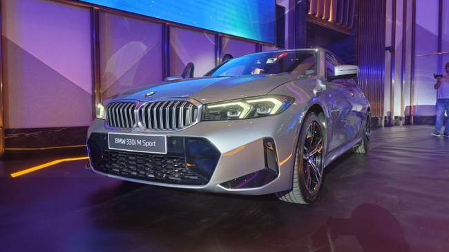 auto news, bmw malaysia launches new 3 series facelift for 2023 - 3 variants, priced from rm283k