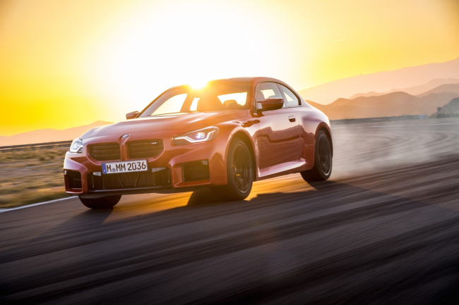 bmw, bmw m2, bmw m2 competition, g87. them2, bmw, bmw m2, bmw m2 competition, bmw m240i, g87, them2, bmw m2 confirmed for singapore, and there is a 6-speed manual!