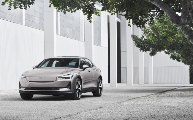 electric cars, polestar, polestar 2, polestar 2 updated with more range, performance and quicker charging