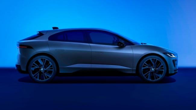 electric cars, i-pace, family suvs, new jaguar i-pace 400 sport headlines 2023 refresh