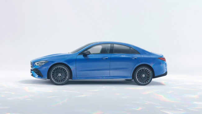 Mercedes CLA 2023 facelift: coupe side view, blue car, studio background
