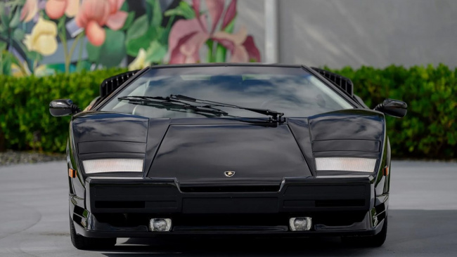 Lamborghini Countach 25th Annivesrary up for auction 26 January 2023