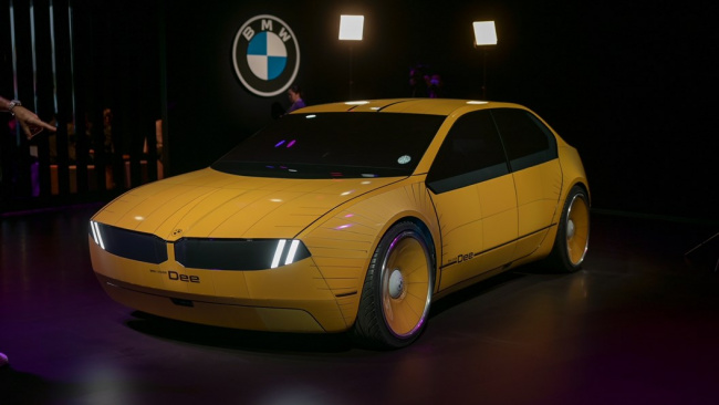 BMW i Vision Dee: concept previews 2025 Neue Klasse