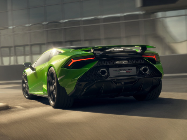 top 3 things you need to know about the lamborghini huracan tecnica