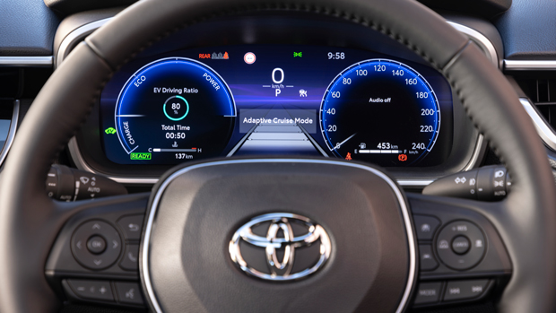 Toyota Corolla Cross Atmos Hybrid AWD 2023 review