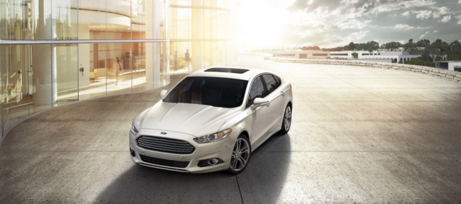 ford, fusion, 2 cars to look at before buying a 2015 ford fusion