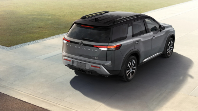 nissan, pathfinder, small midsize and large suv models, experts disagree on the best 2023 nissan pathfinder trim