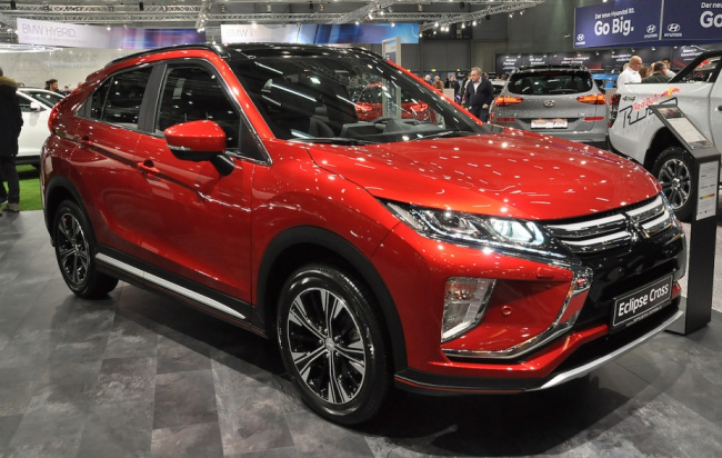 eclipse cross, mitsubishi, 2020 mitsubishi eclipse cross: look elsewhere for a used suv