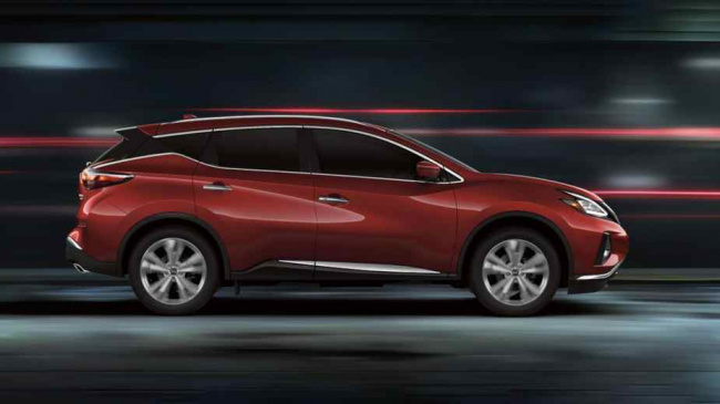 murano, nissan, small midsize and large suv models, what are the 2023 nissan murano standard features?