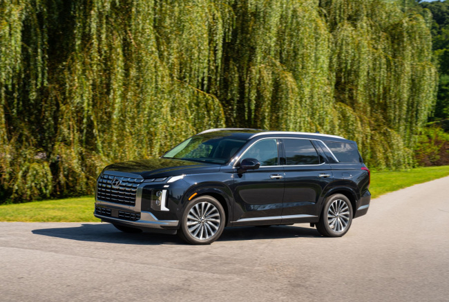 hyundai, infotainment, palisade, technology, the 2023 hyundai palisade leads the pack with more tech