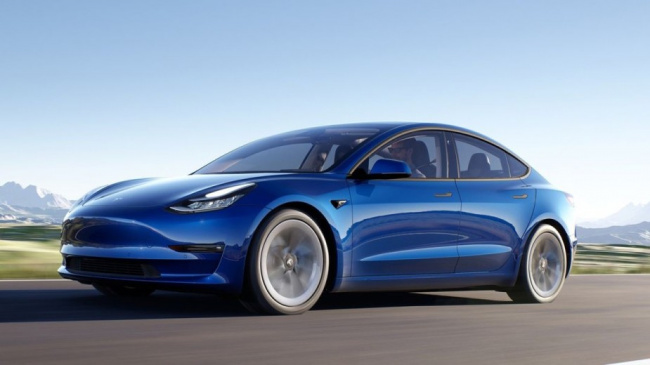 electric vehicle, ford, model 3, tesla price cuts aimed directly at ford and gm evs