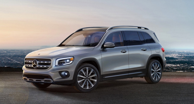 small midsize and large suv models, 3 cheapest january luxury suv lease deals according to edmunds