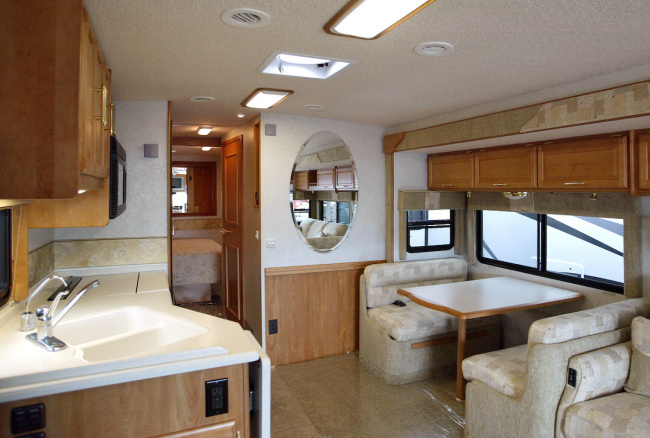 camper, 7 ways to maximize your rv kitchen