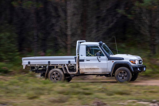 toyota landcruiser 70 series set to reportedly gain hilux diesel, automatic