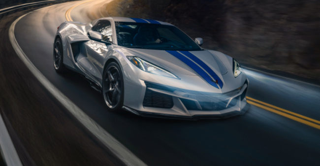 corvette goes electric with hybrid in ’24 e-ray