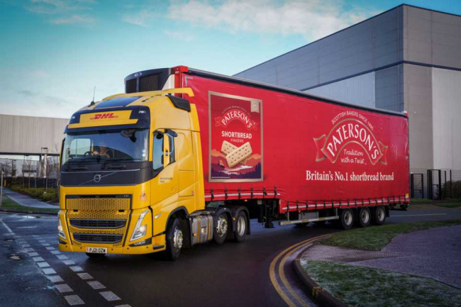 commercial, mobility, electric vehicles, ev infrastructure, dhl supply chain invests in 32 efficient trailers for burton’s biscuits
