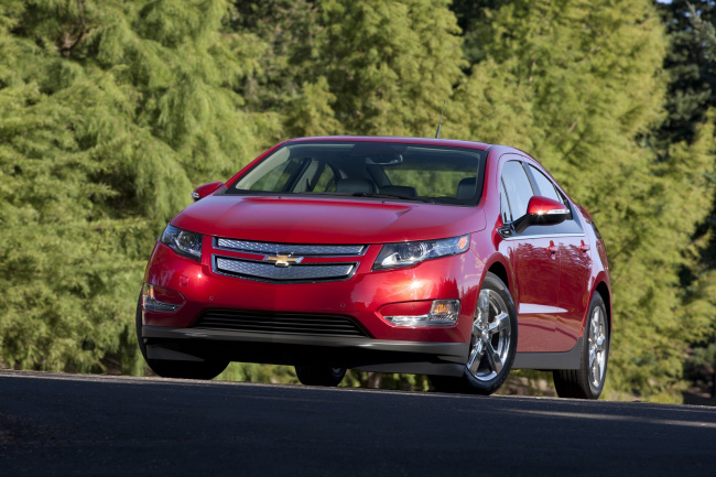 Used PHEV prices rose ahead of $4,000 tax credit eligibility