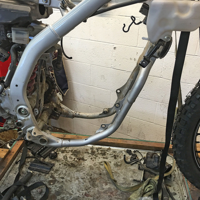 custom bike build | x-bred hondas		 | how to
